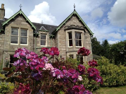 Willows Bed & Breakfast 