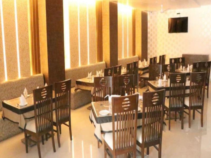 Hotel Manas Continental 