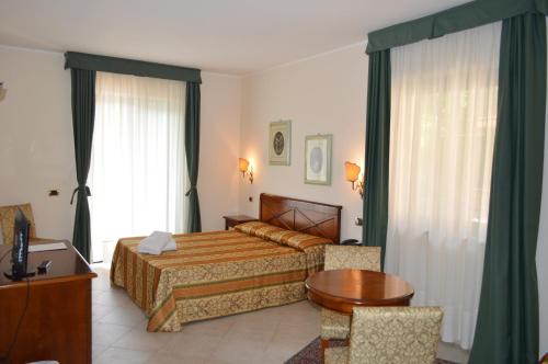 Hotel Delle Palme (هتل دل پالم) 