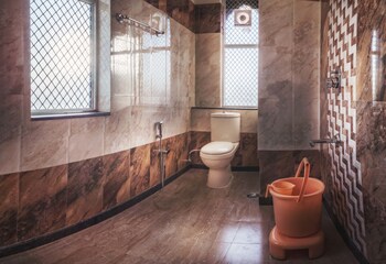 Kalyan Heritage Bathroom