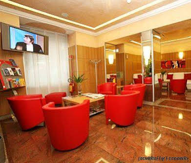 Le Petit Hotel 