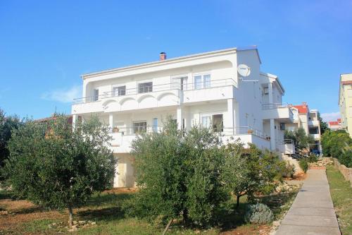 Apartment Novalja 9326a 