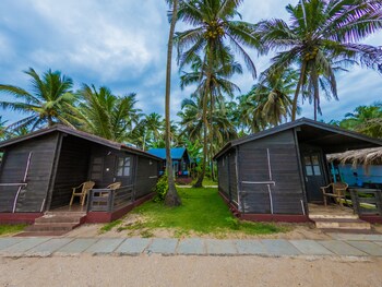 Vista Praia Beachfront Cottages Guestroom View