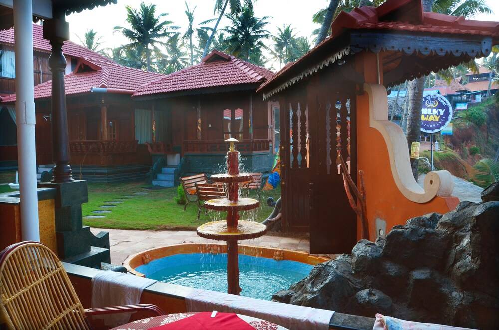 Black Beach Resort Fountain