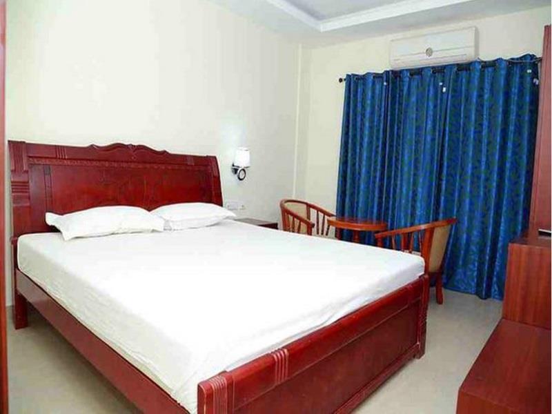 Thachaparambil Residency 