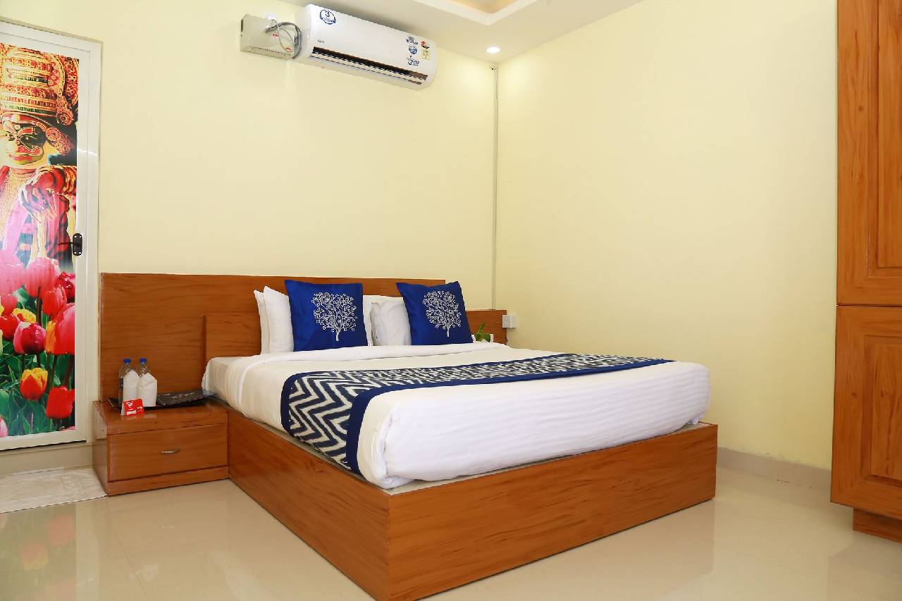 Oyo 9803 Cosy Lake Villa 
