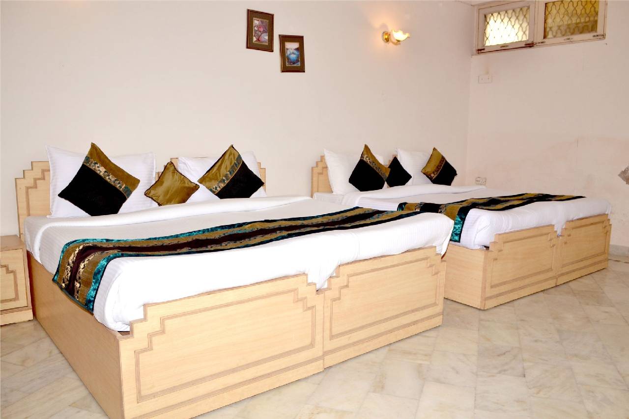 Optimum Sheela Inn @ Taj 