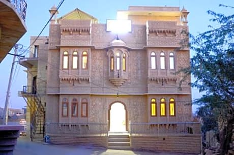 Hotel Qutub Villa 