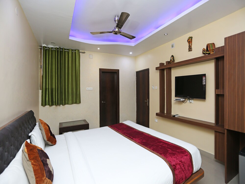 Treebo Trend Archie Regency Guestroom