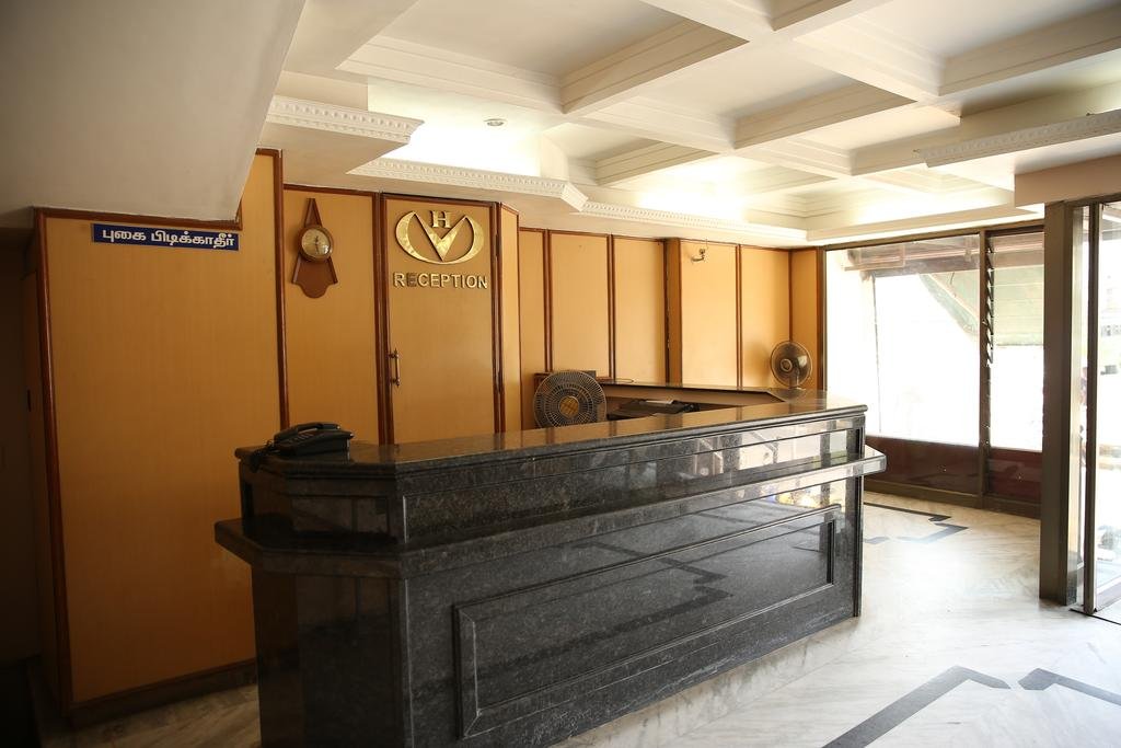 Hotel Valluvar 