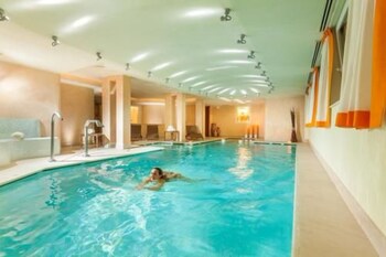 Hotel Splendid (هتل اسپلندید) Indoor Pool