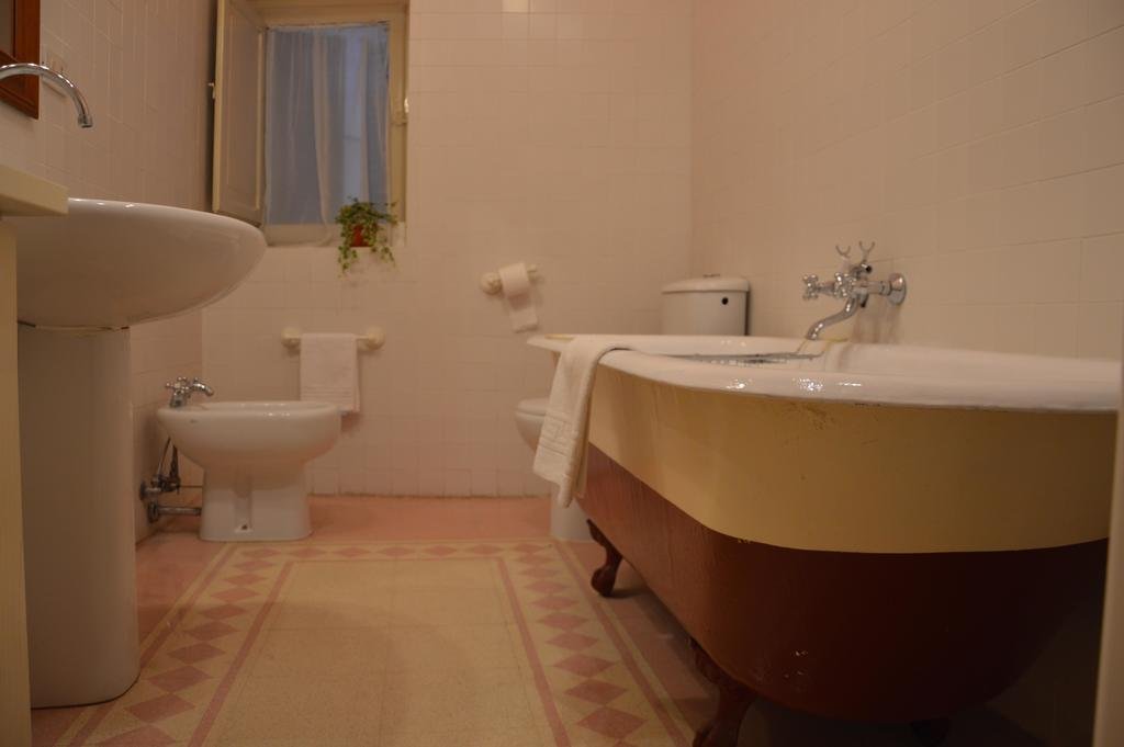 Casa Ciri Bed & Breakfast 