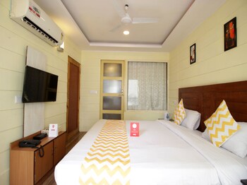 Tahira Beach Resort Guestroom