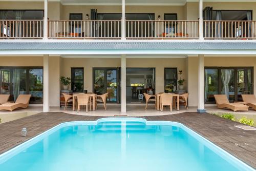 Seascape Villa 