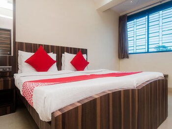 Oyo 16470 Shalimar Guestroom