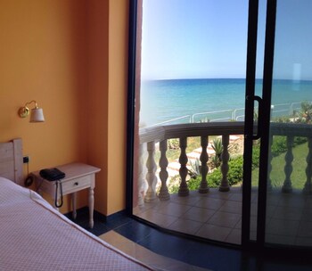 La Playa Blanca Guestroom View