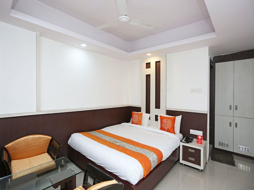 Oyo 4312 Hotel Park Street Guestroom
