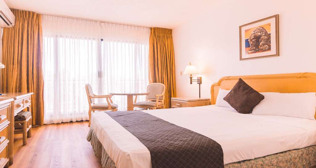 Surestay Hotel By Best Western Guam Airport South (سورستی هتل بای بست وسترن گوام ایرپورت اسوت) Deluxe King Guest Room