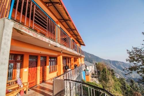 Orange Guest House Dharmkot 