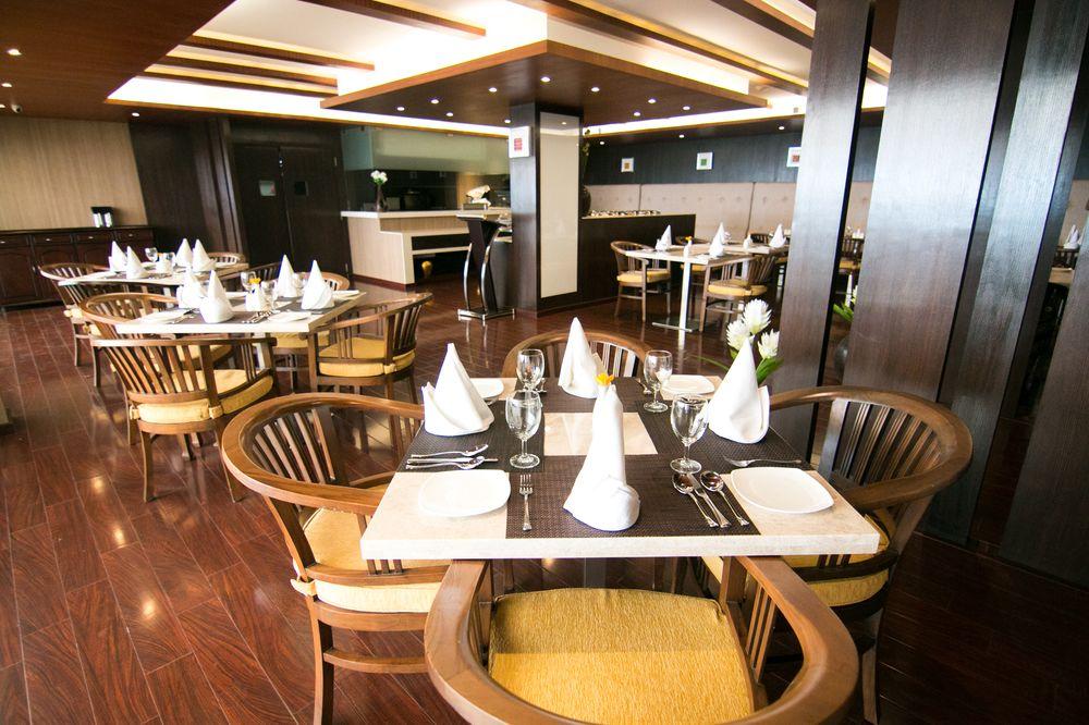 Le Poshe By Sparsa Resort 