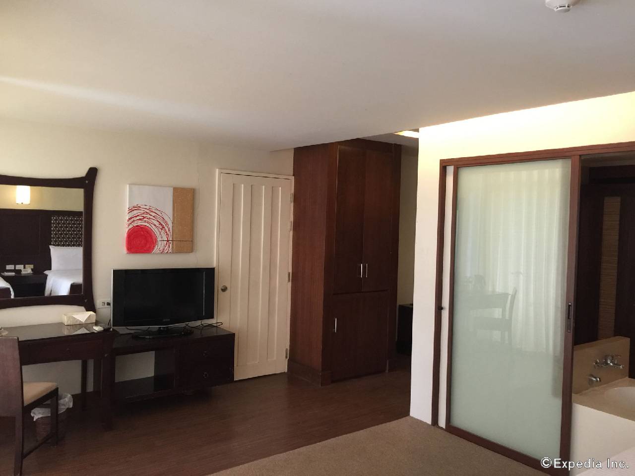 Coron Gateway Hotel & Suites (كورون گاتوی هتل و سوئیتس) 