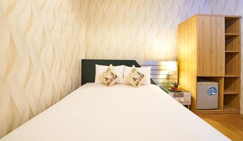 Saigon Charm Hotel 
