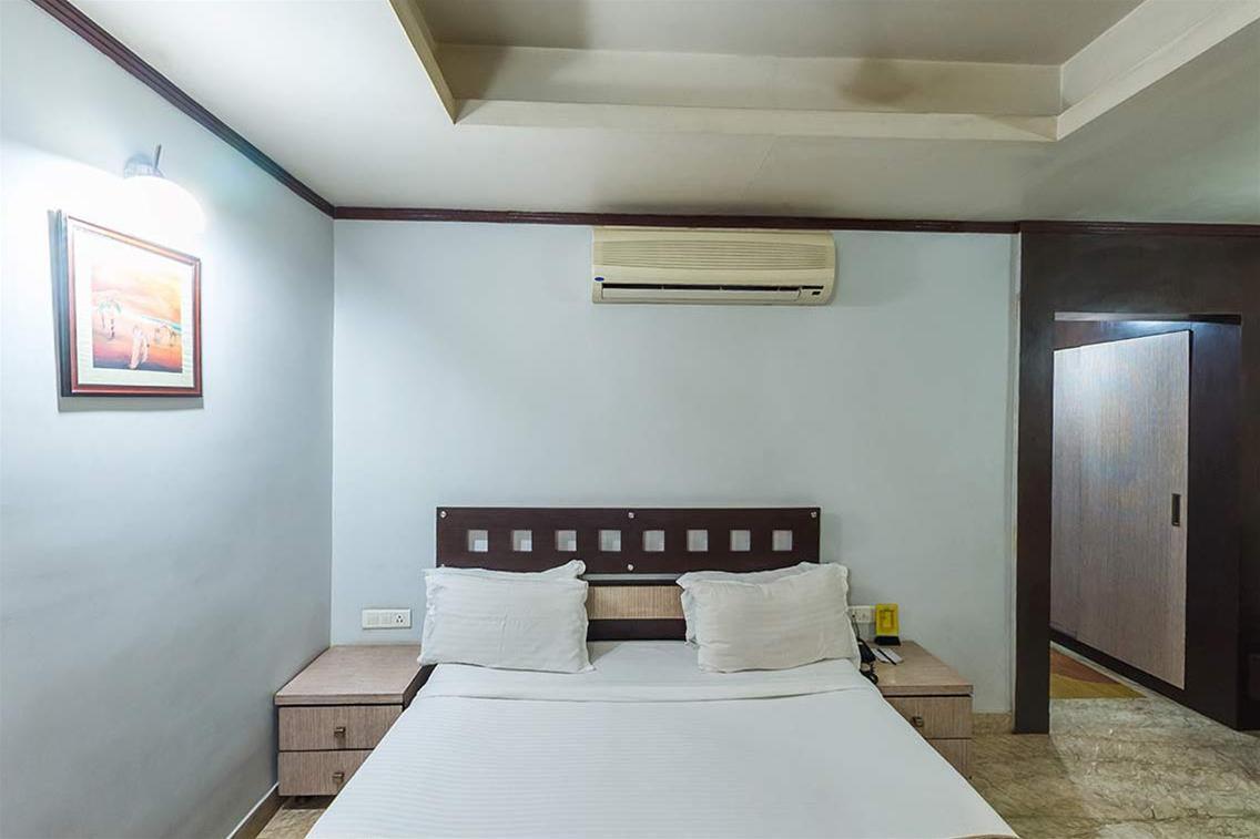 Oyo 3063 Crystal Residency 