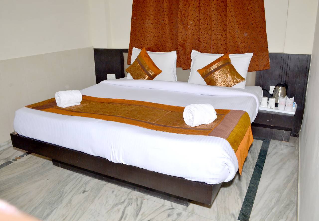 Optimum Sheela Inn @ Taj 