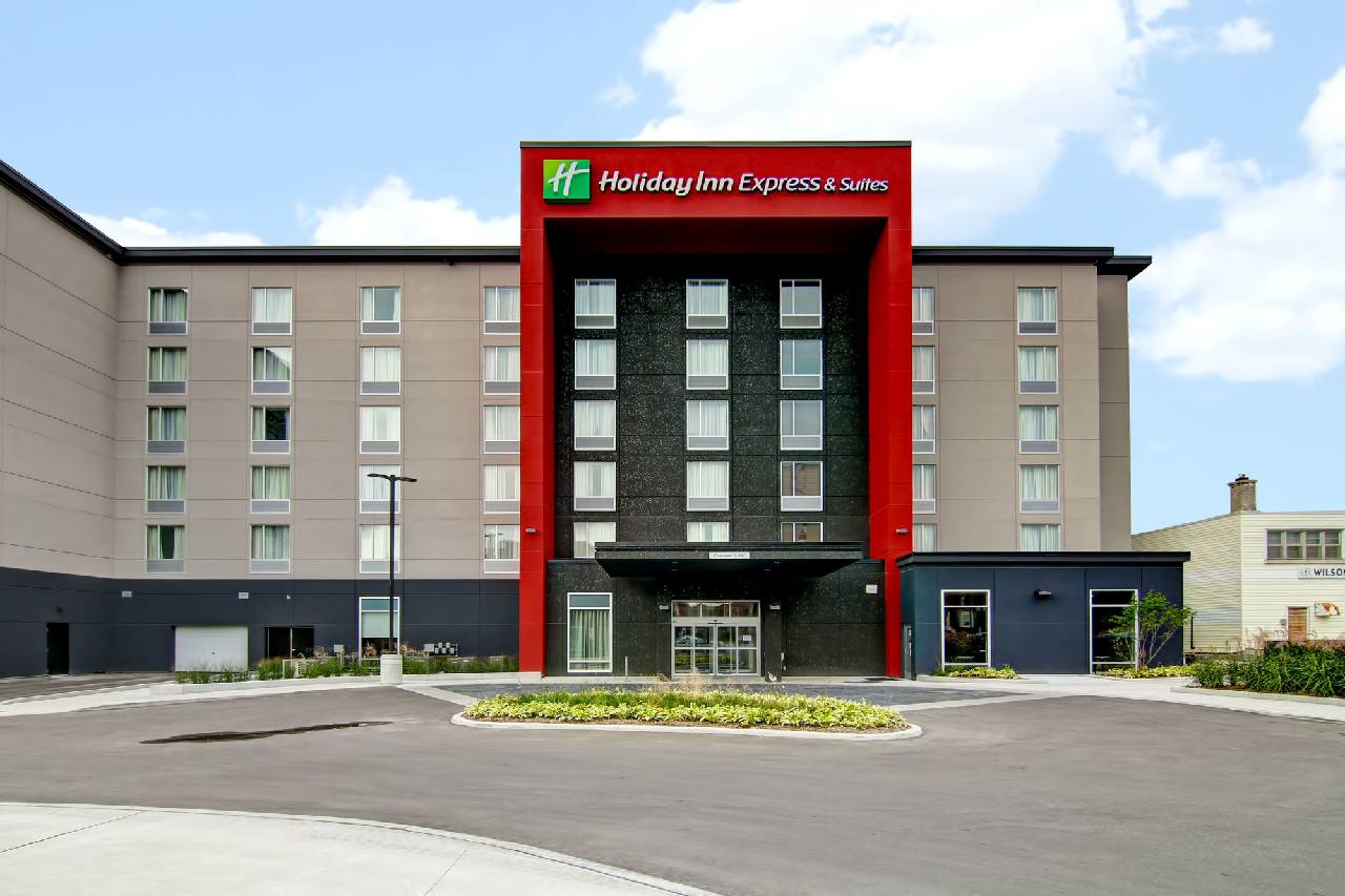 Holiday Inn Express and Suites Oshawa Downtown Find Your Perfect