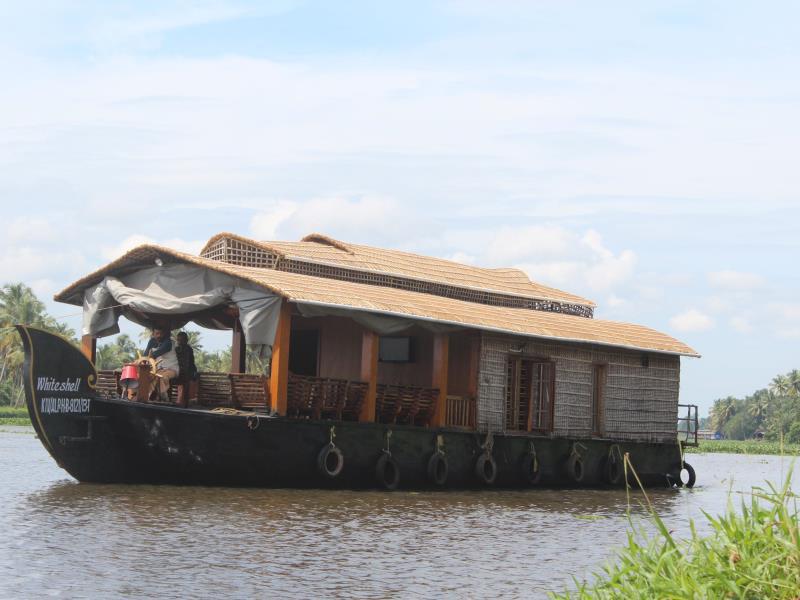 Backwater Retreat Houseboat Alleppey 