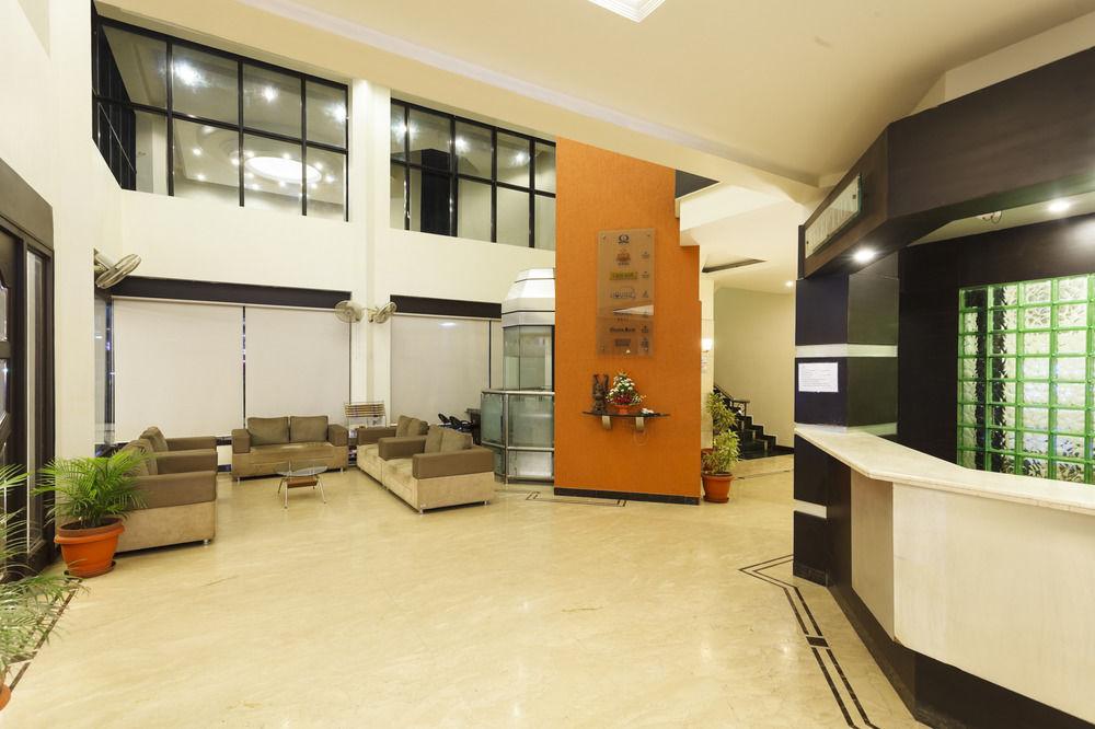 Citrus Hotel Kolhapur 