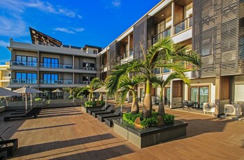Two Seasons Coron Bayside Hotel (توو سیزنس كورون بیسید هتل) Beach/Ocean View
