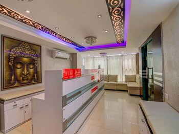 Oyo 3465 Hotel Pearl Reception