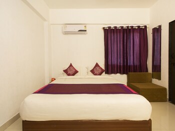 Oyo 10389 Latanand Residency (اویو ۱۰۳۸۹ لاتاناند رسیدنكی) Guestroom