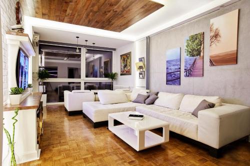 Belgrade River Front Apartment 