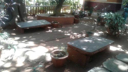 Kannas Guest House Hotel Description