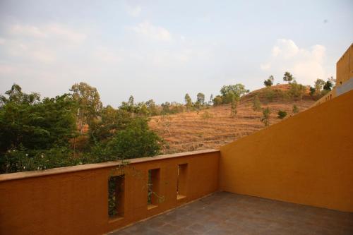 The Yellow Retreat 