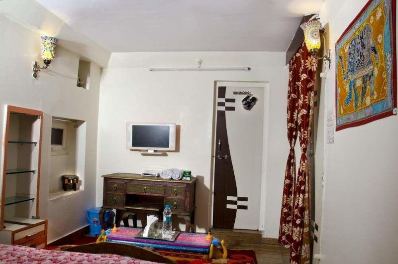 Hem Guest House General view