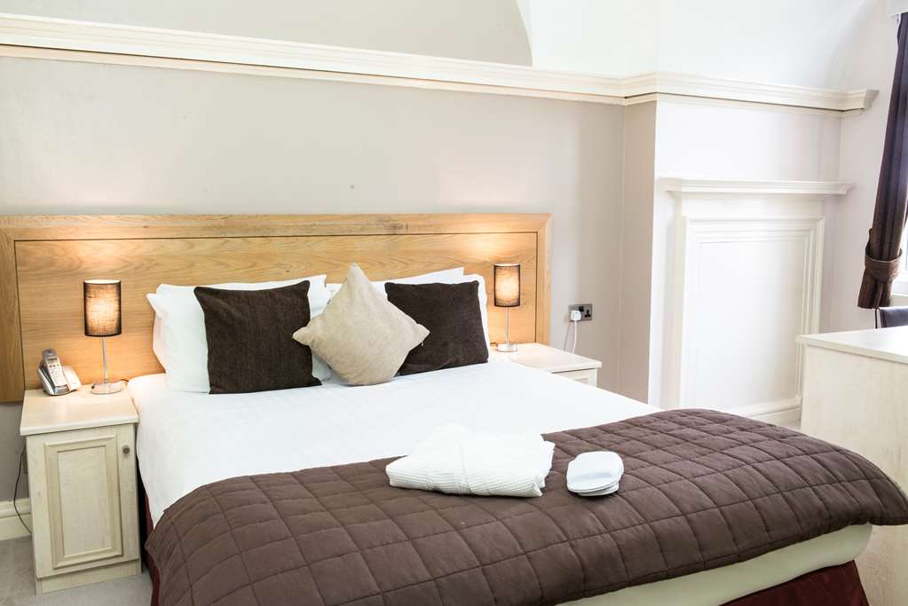 Horwood House Guest Room