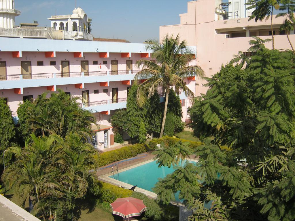 Hotel Navaratan Palace 