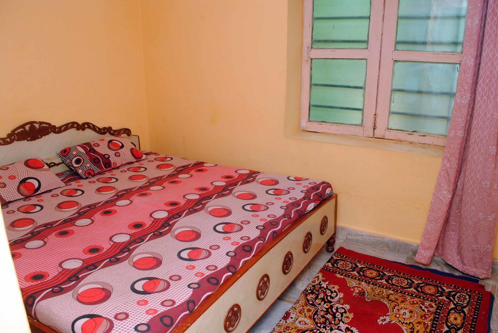 Hotel Hilltop Pushkar 