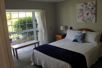 Ash Grove Boutique Motel Guestroom View