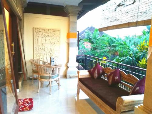 Qiul Guest House 