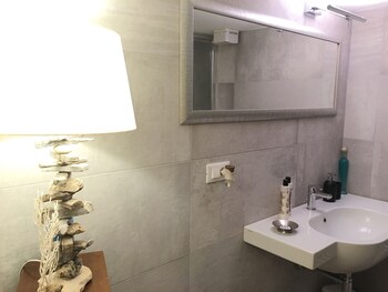 Velamica Resort Bathroom Sink