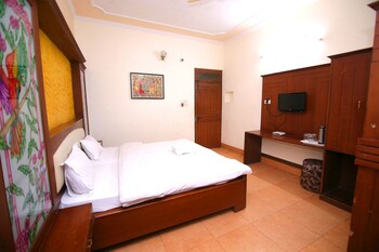 Hotel Midtown Guestroom
