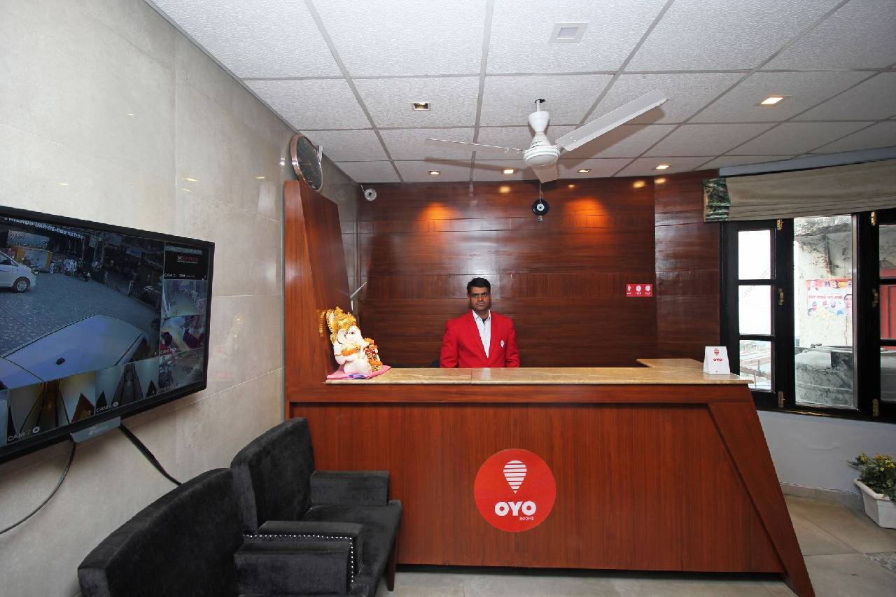 Oyo 3899 Paradise Continental 
