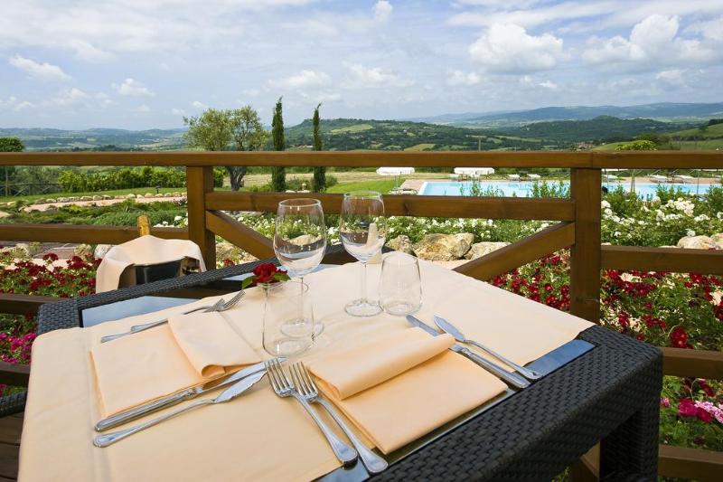 Saturnia Tuscany Hotel Restaurant