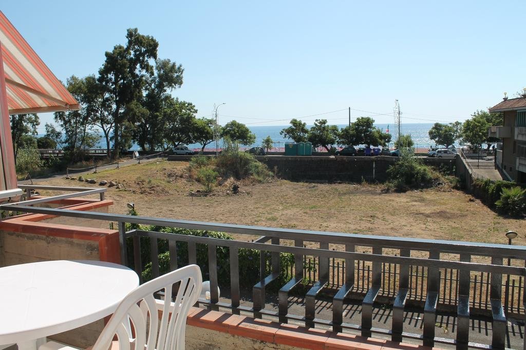 Casa Vacanze Mascali (كاسا واكانز ماسكالی) 