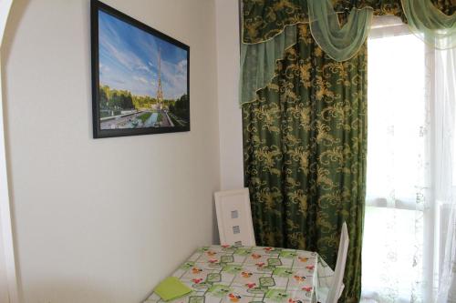 Apartment On Pionerskaya 70 