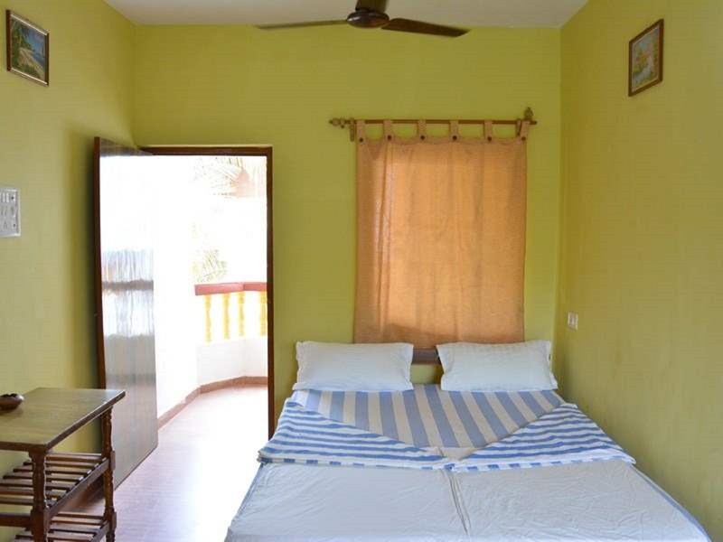 V And M Calistos Guest House (و اند م كالیستوس گست هاوس) Room